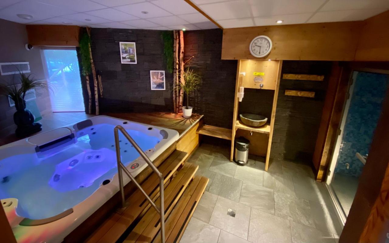 Logis Hotel Les Ancolies 阿雷什 外观 照片