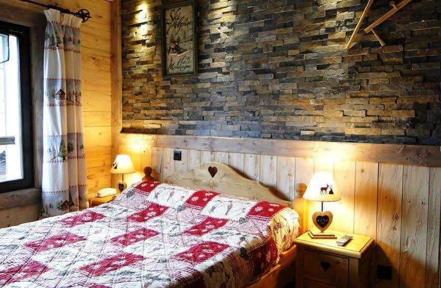 Logis Hotel Les Ancolies 阿雷什 外观 照片