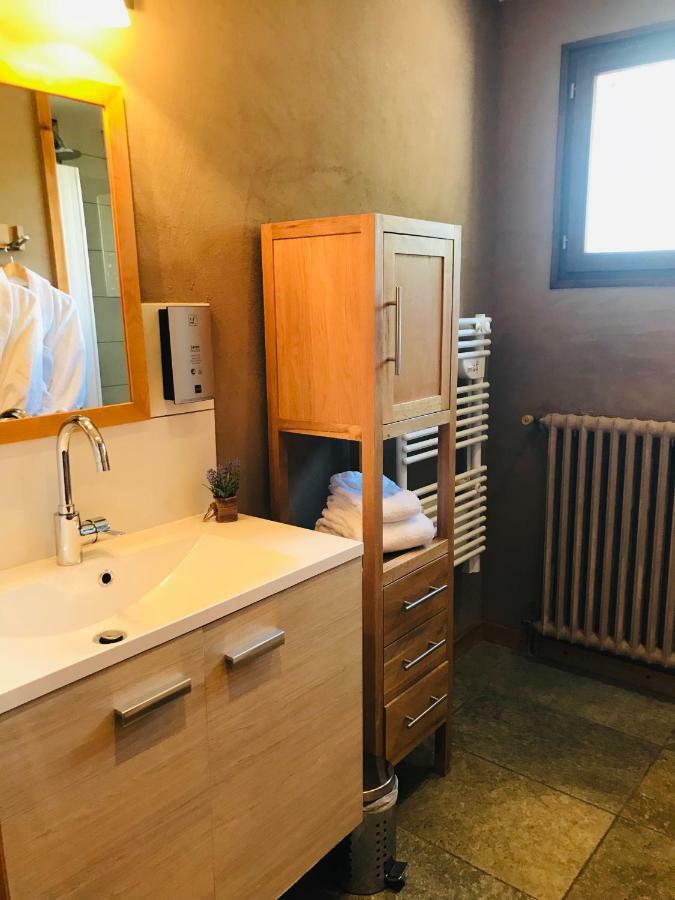 Logis Hotel Les Ancolies 阿雷什 外观 照片